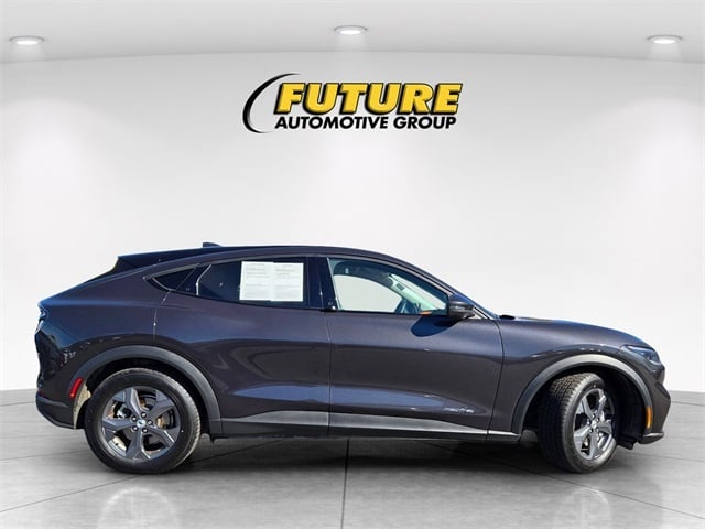 2022 Ford Mustang Mach-E Select photo 2