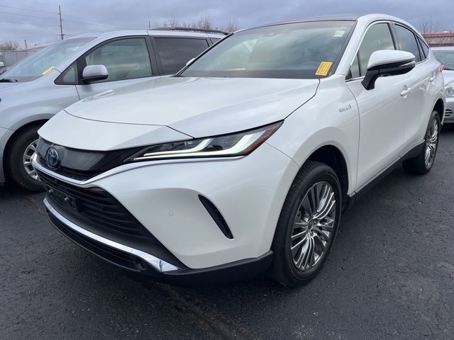 2021 Toyota Venza Limited photo 3