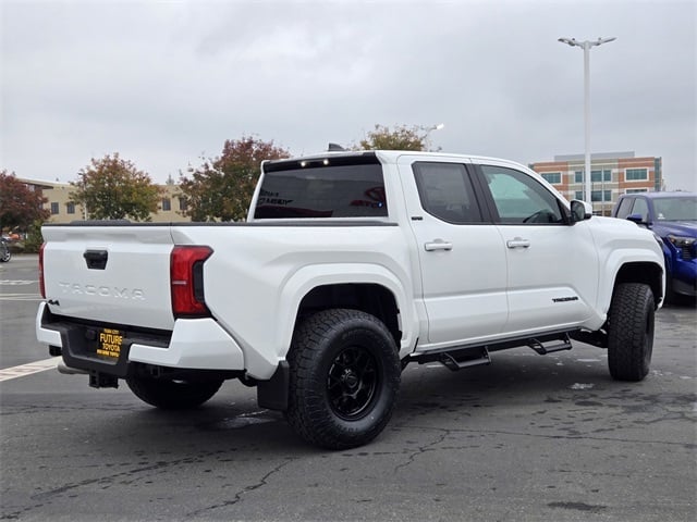 2026 Toyota Tacoma SR5 photo 4