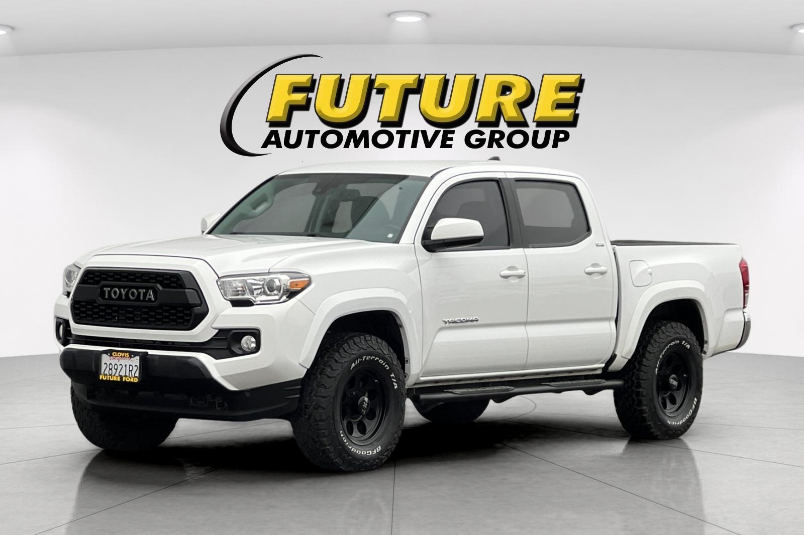 2019 Toyota Tacoma SR5 4x4 photo 4