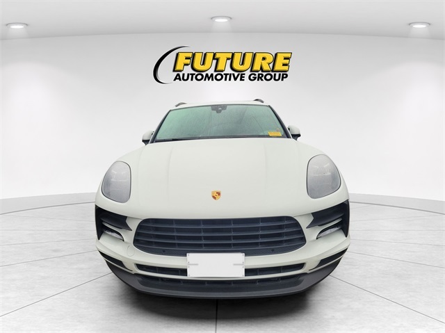 2021 Porsche Macan Base photo 2