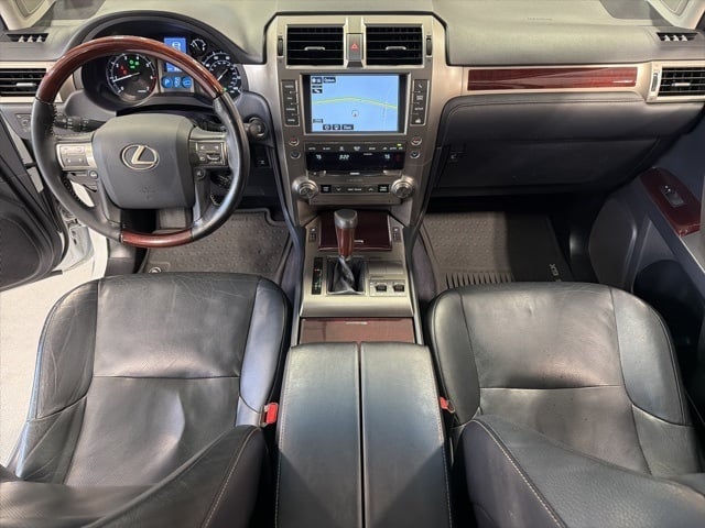 2017 Lexus GX 460 photo 4