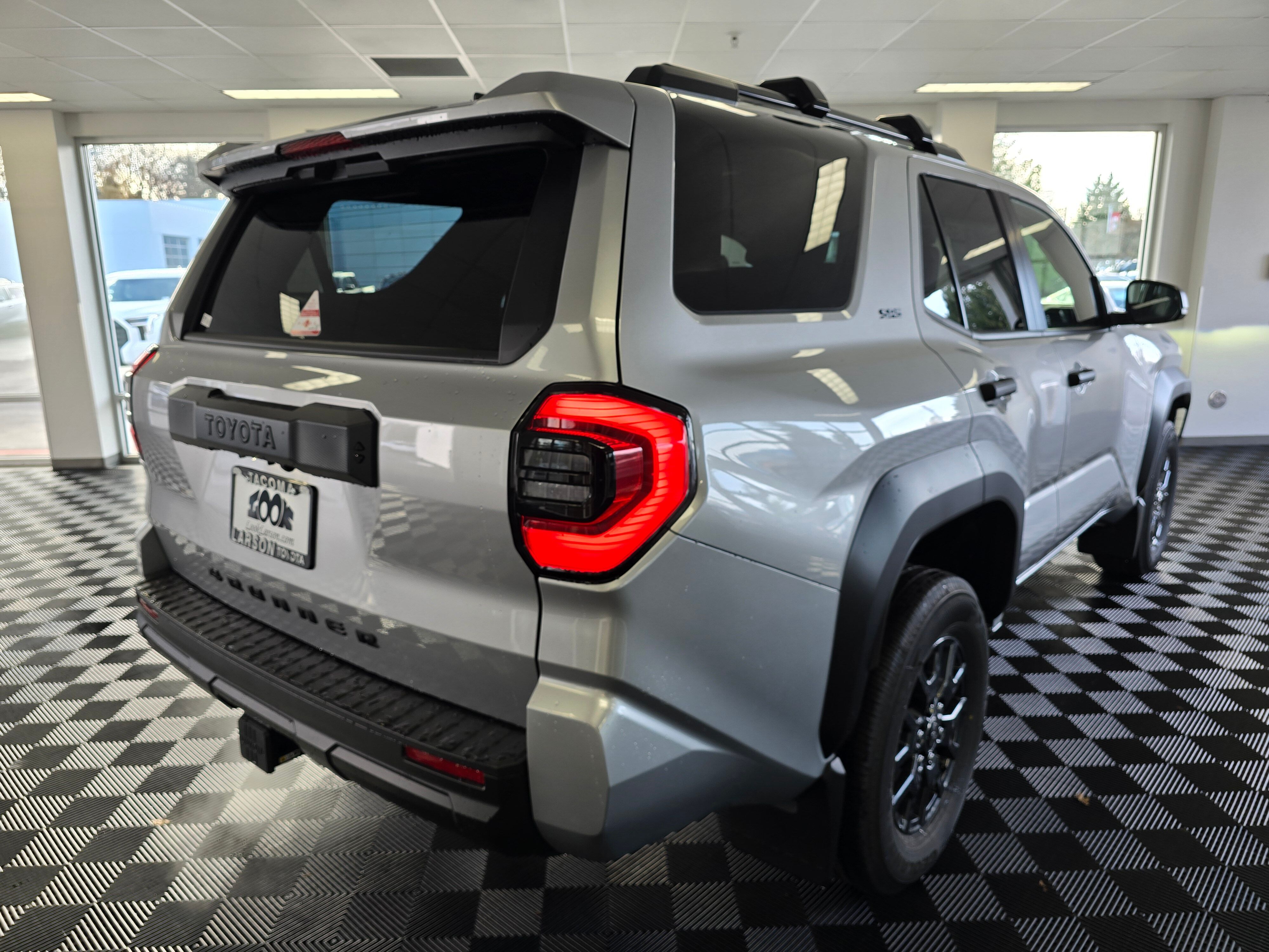 2025 Toyota 4Runner SR5 photo 2