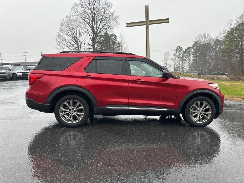 2020 Ford Explorer XLT photo 4