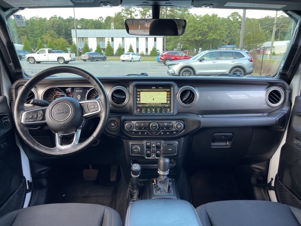 2020 Jeep Wrangler Unlimited Sahara photo 2
