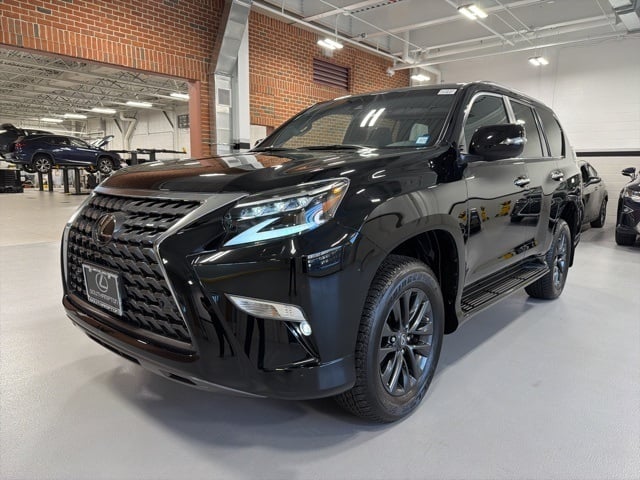2023 Lexus GX 460 Premium photo 3