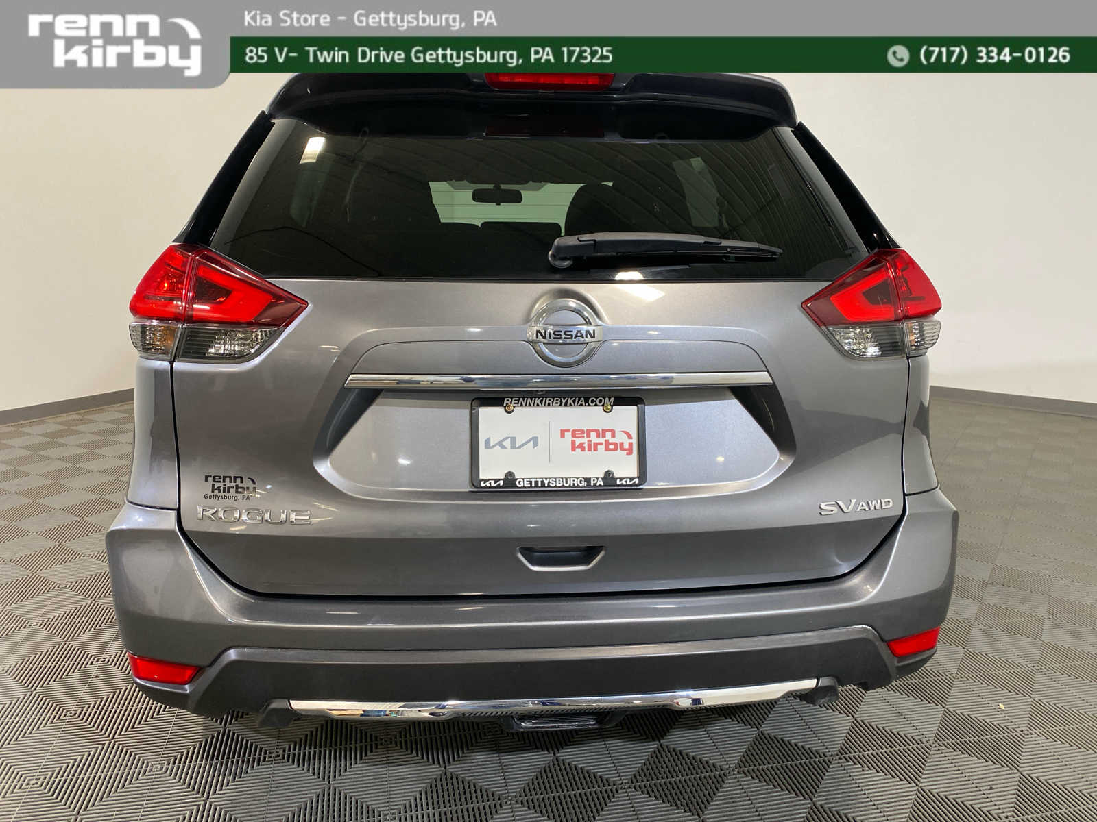 2017 Nissan Rogue SV photo 4