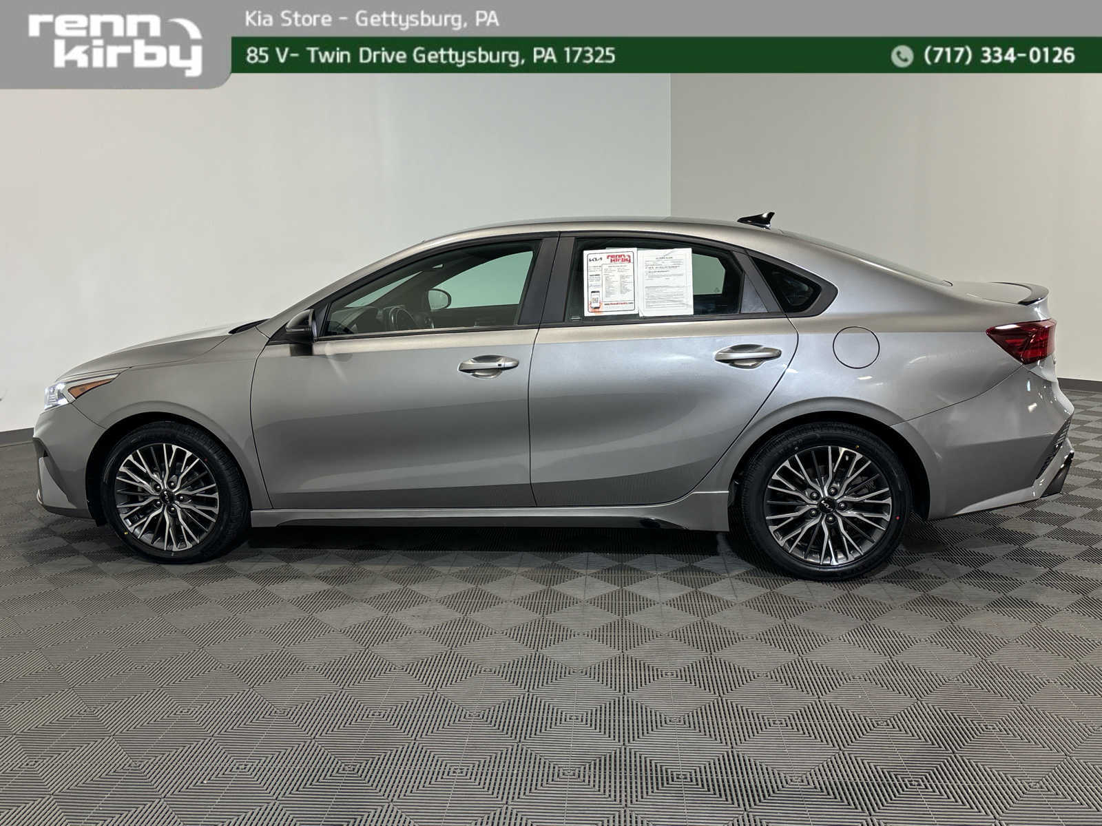 2022 Kia Forte GT-Line photo 2