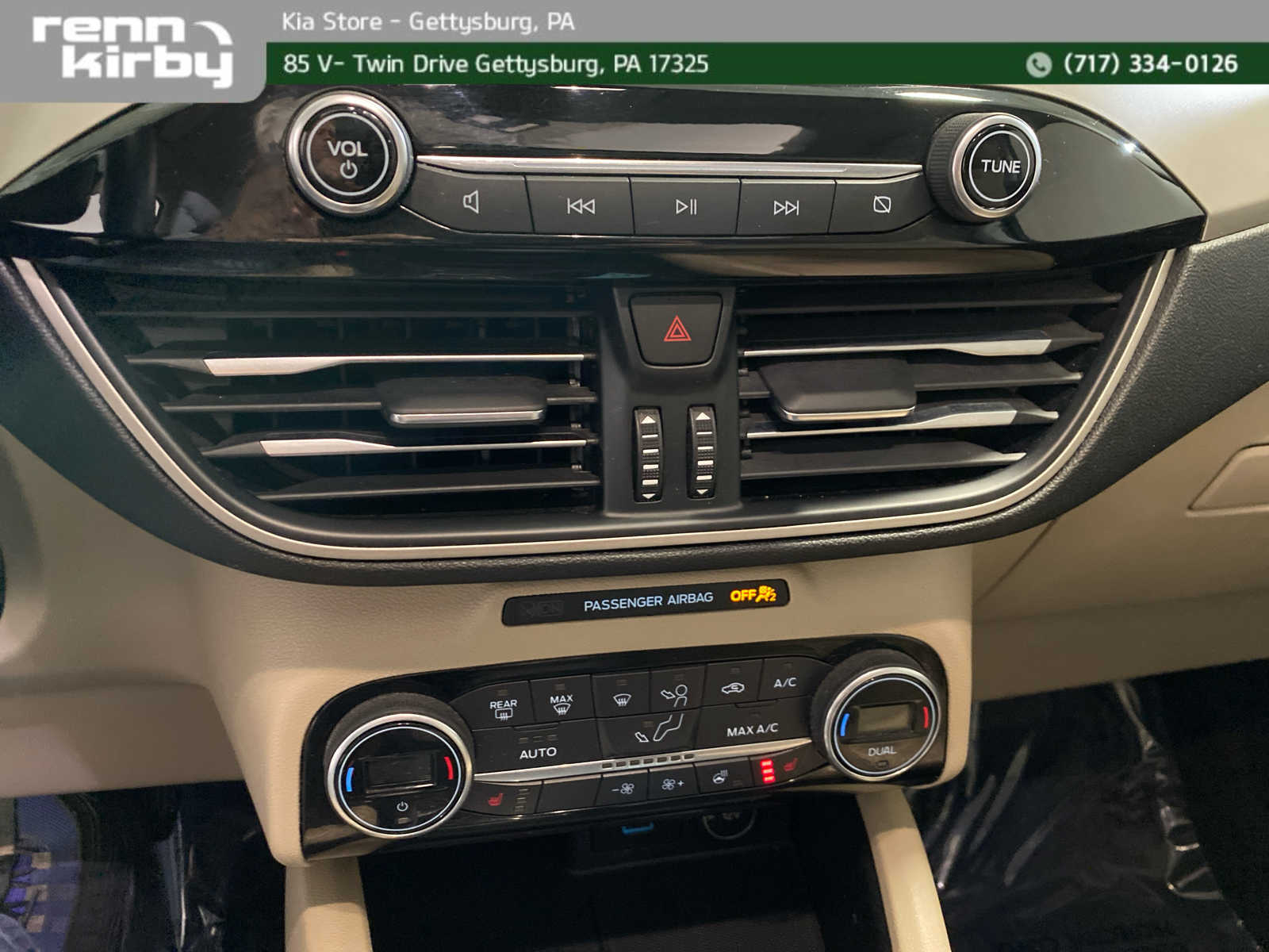 2021 Ford Escape SEL photo 3