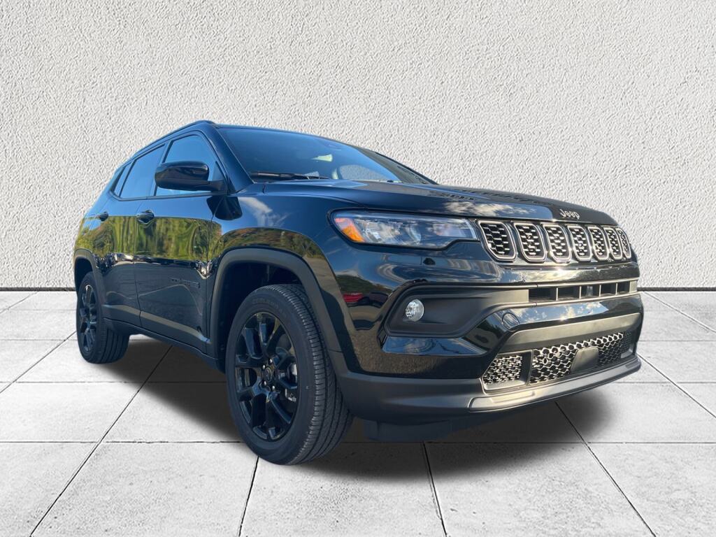 2026 Jeep Compass Latitude Altitude 4WD