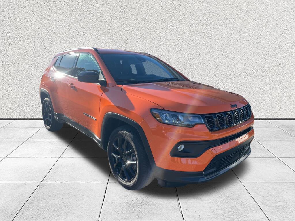 2026 Jeep Compass Latitude Altitude 4WD