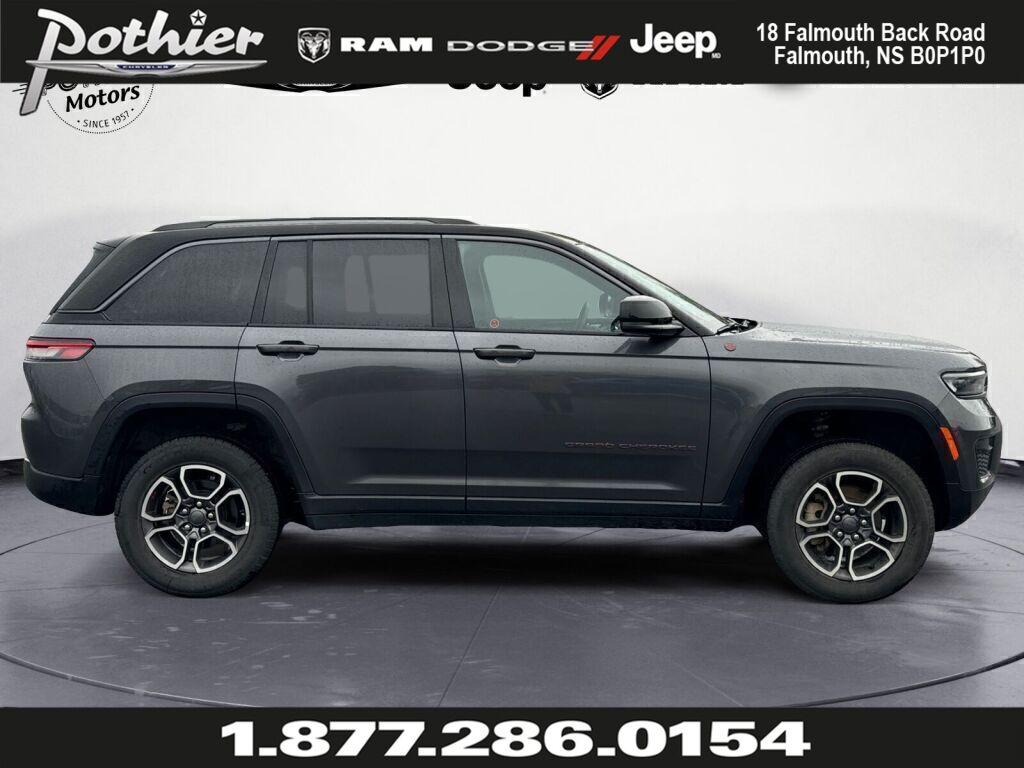 2022 Jeep Grand Cherokee Trailhawk 4WD