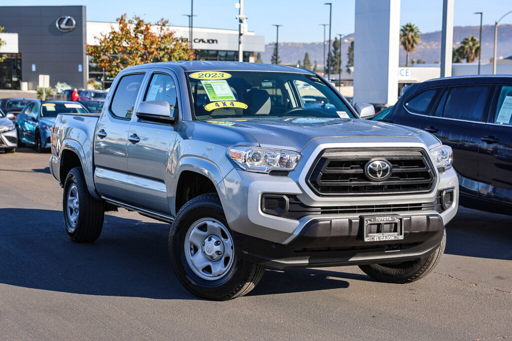 2023 Toyota Tacoma SR V6 Double Cab 4WD