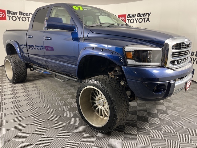 2007 Dodge RAM 1500 Laramie Quad Cab 4WD