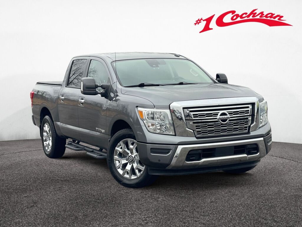2021 Nissan Titan SV Crew Cab 4WD