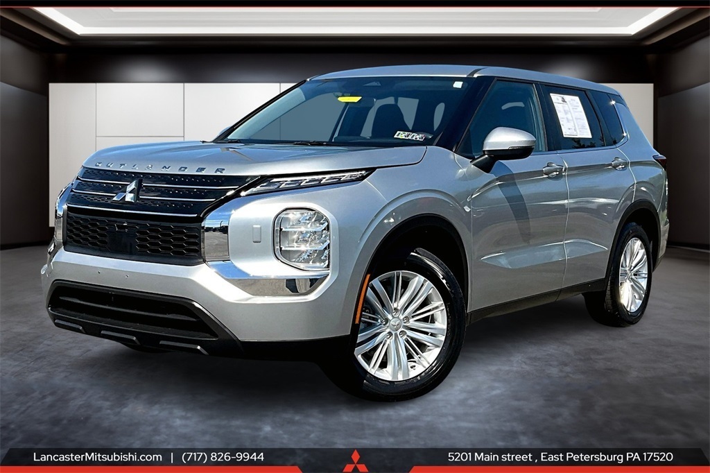 2024 Mitsubishi Outlander ES S-AWC