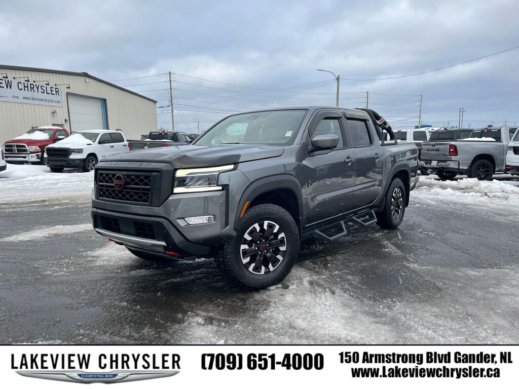 2023 Nissan Frontier PRO-4X Crew Cab 4WD