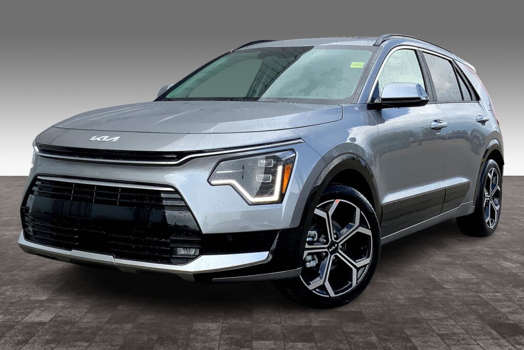 2025 Kia Niro SX FWD
