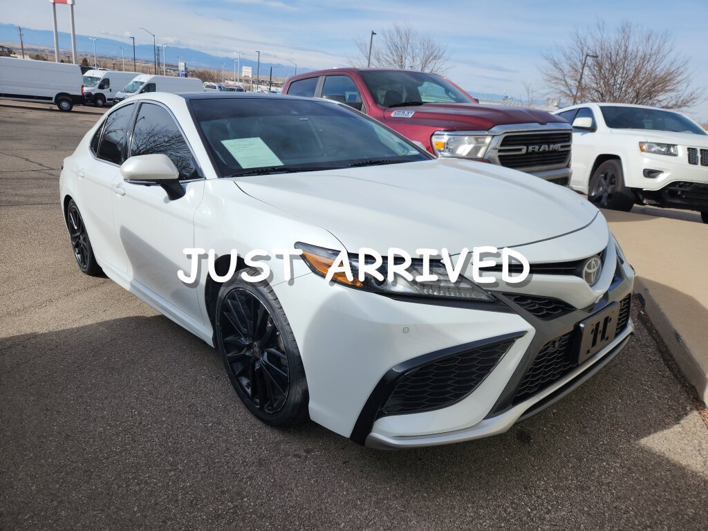 2021 Toyota Camry XSE V6 FWD
