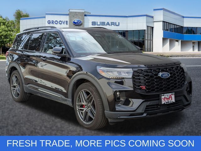 2025 Ford Explorer ST AWD