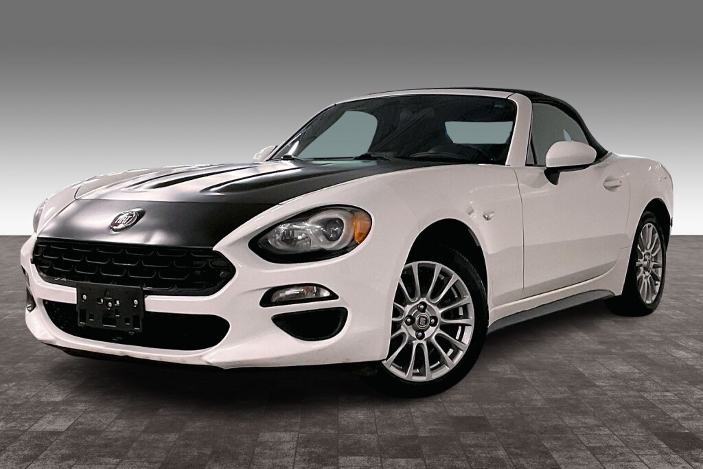 2017 FIAT 124 Spider Classica RWD
