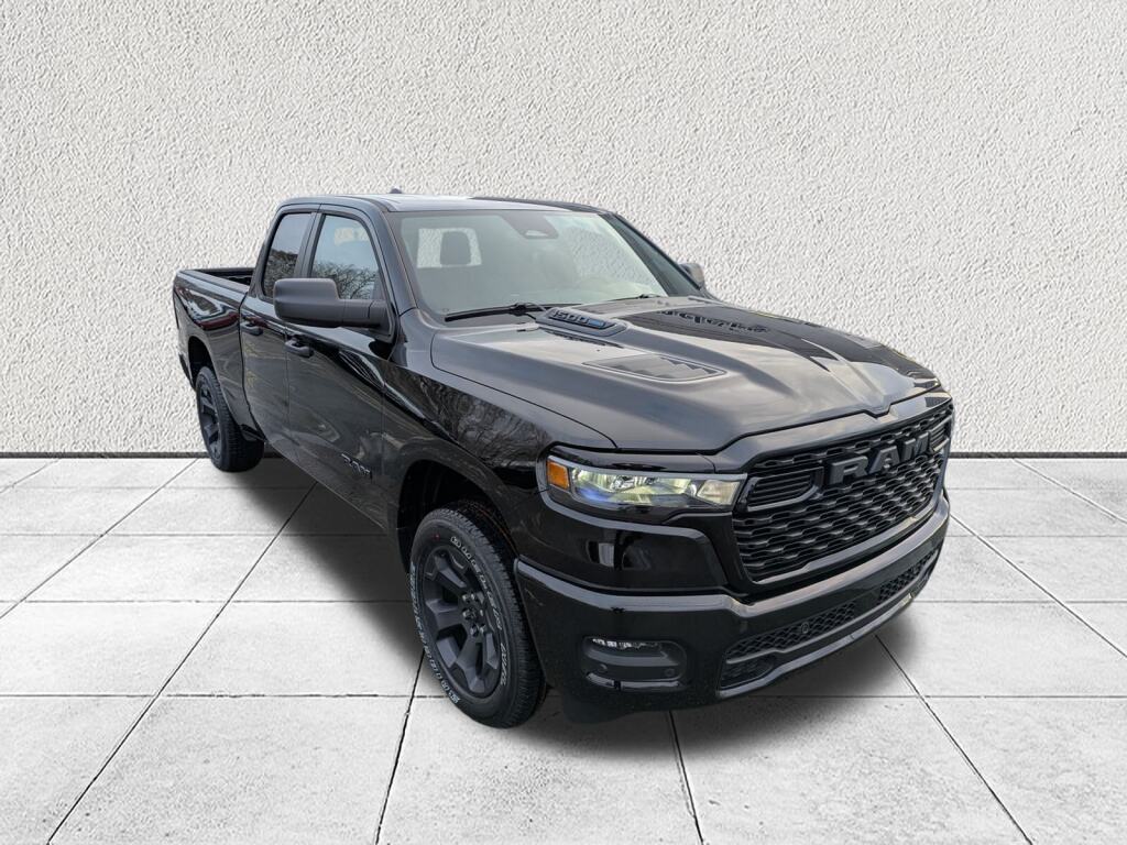 2026 RAM 1500 Express Quad Cab 4WD