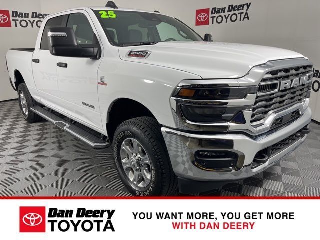 2025 RAM 2500 Big Horn Crew Cab 4WD