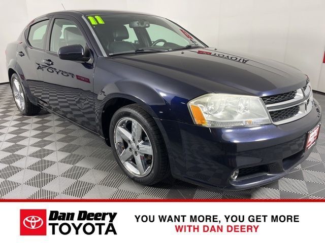 2011 Dodge Avenger Lux FWD