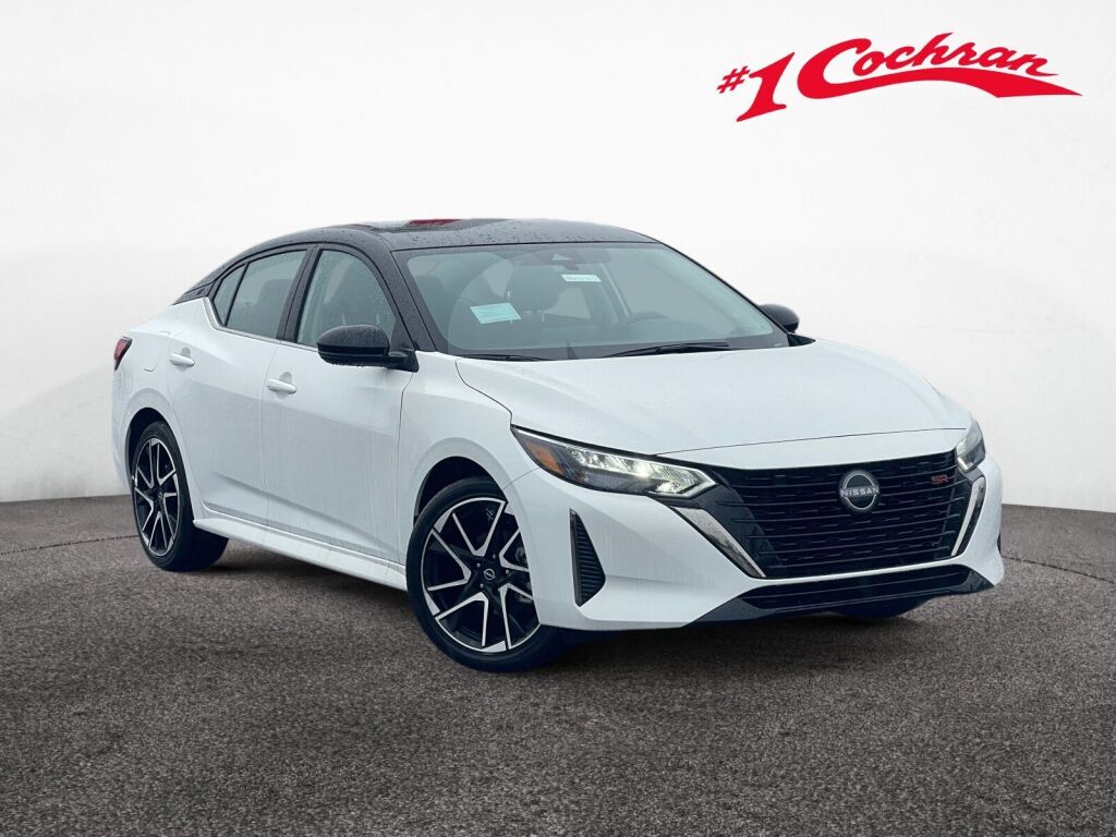 Aspen White Tricoat/Super Black 2025 Nissan Sentra SR FWD Sedan Front-Wheel Drive Continuously Variable Transmission