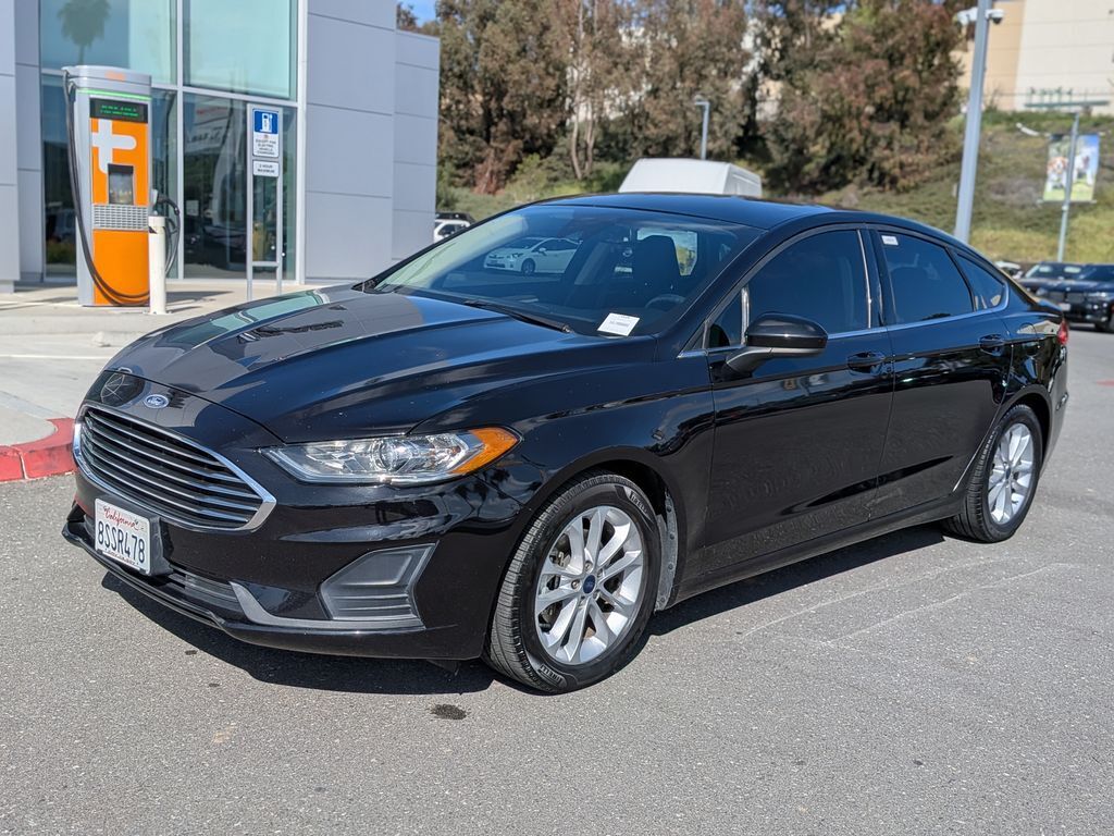 2020 Ford Fusion SE FWD
