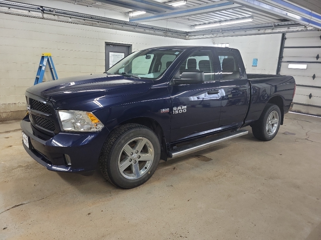 2017 RAM 1500 Express Quad Cab 4WD