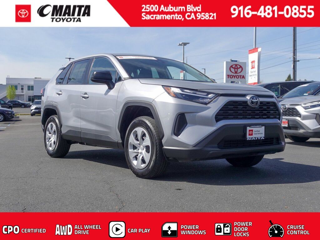2025 Toyota RAV4 LE AWD