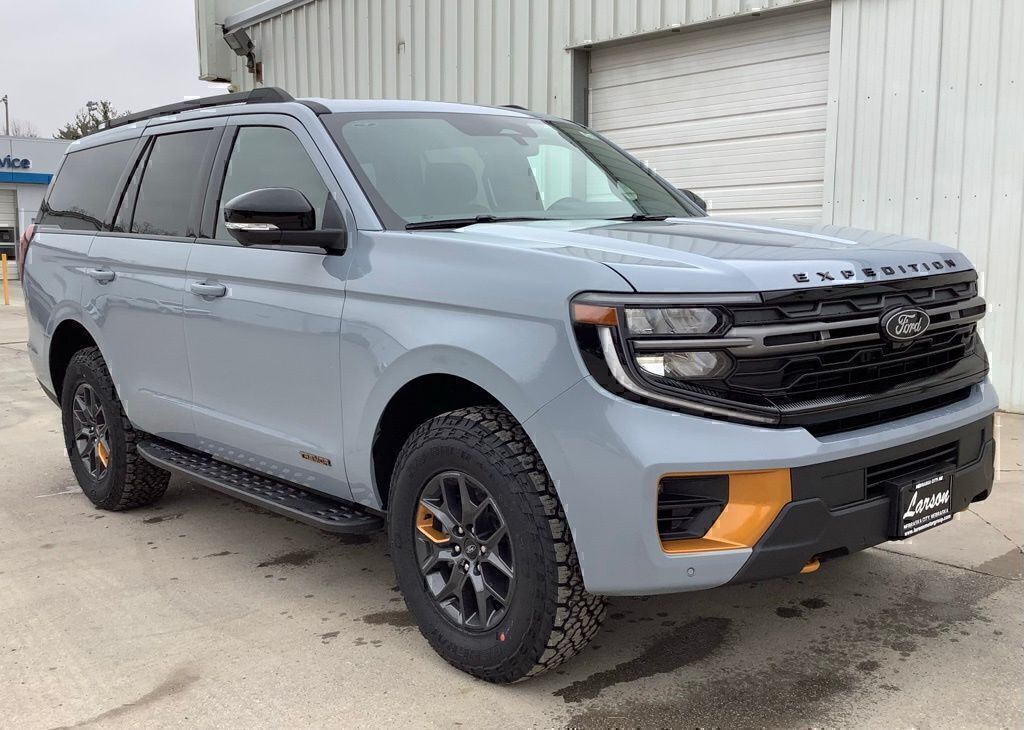 2026 Ford Expedition Tremor 4WD
