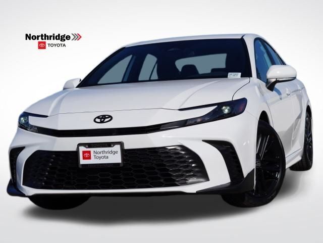 2026 Toyota Camry SE FWD