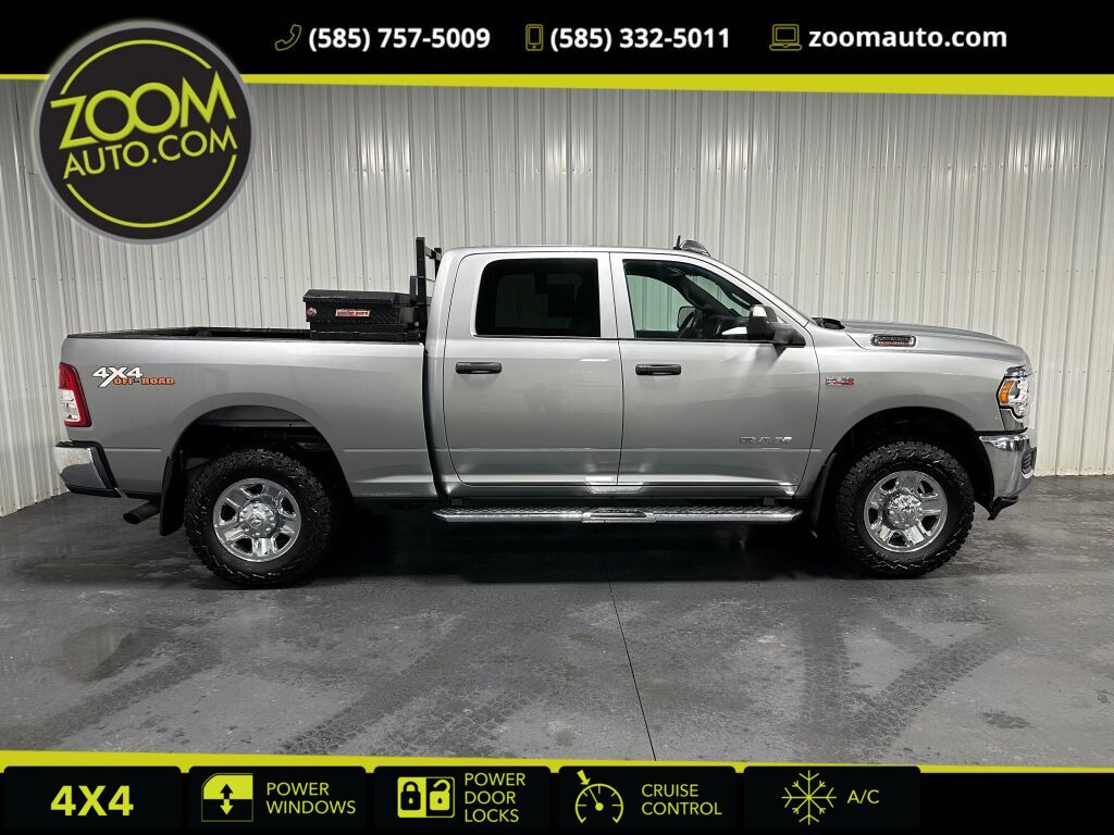 2022 RAM 2500 Tradesman Crew Cab 4WD