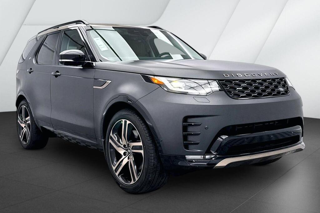2026 Land Rover Discovery P360 Tempest Edition AWD