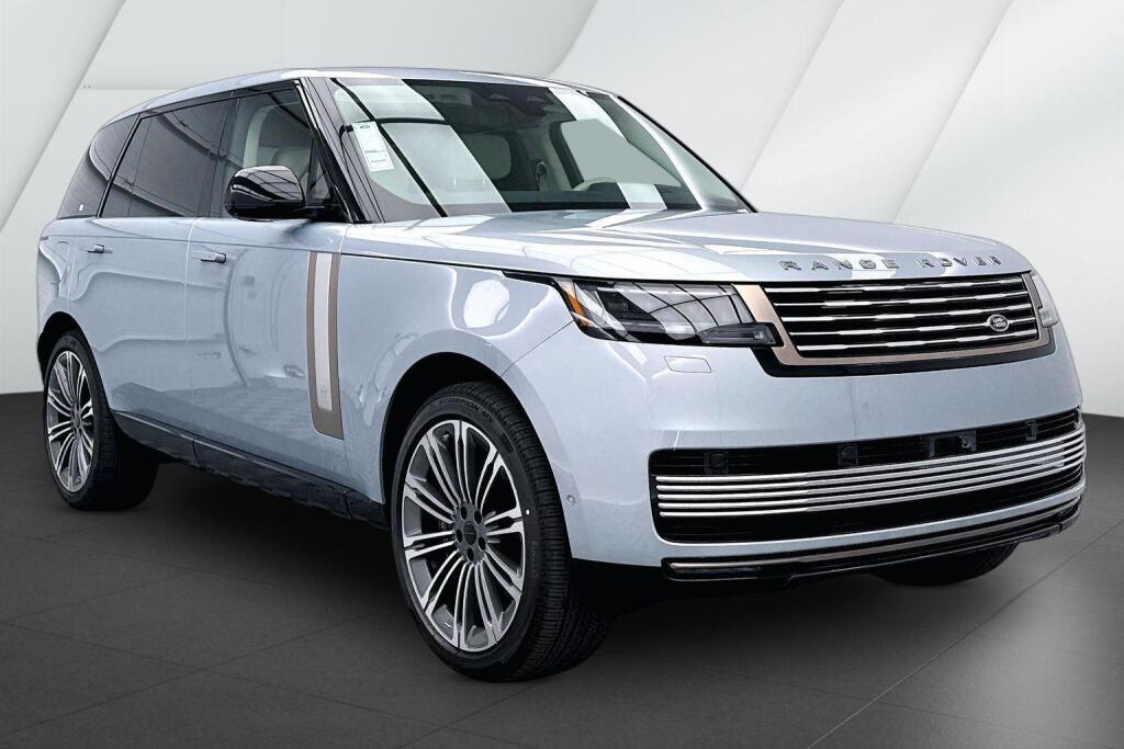 2026 Land Rover Range Rover P615 SV LWB AWD