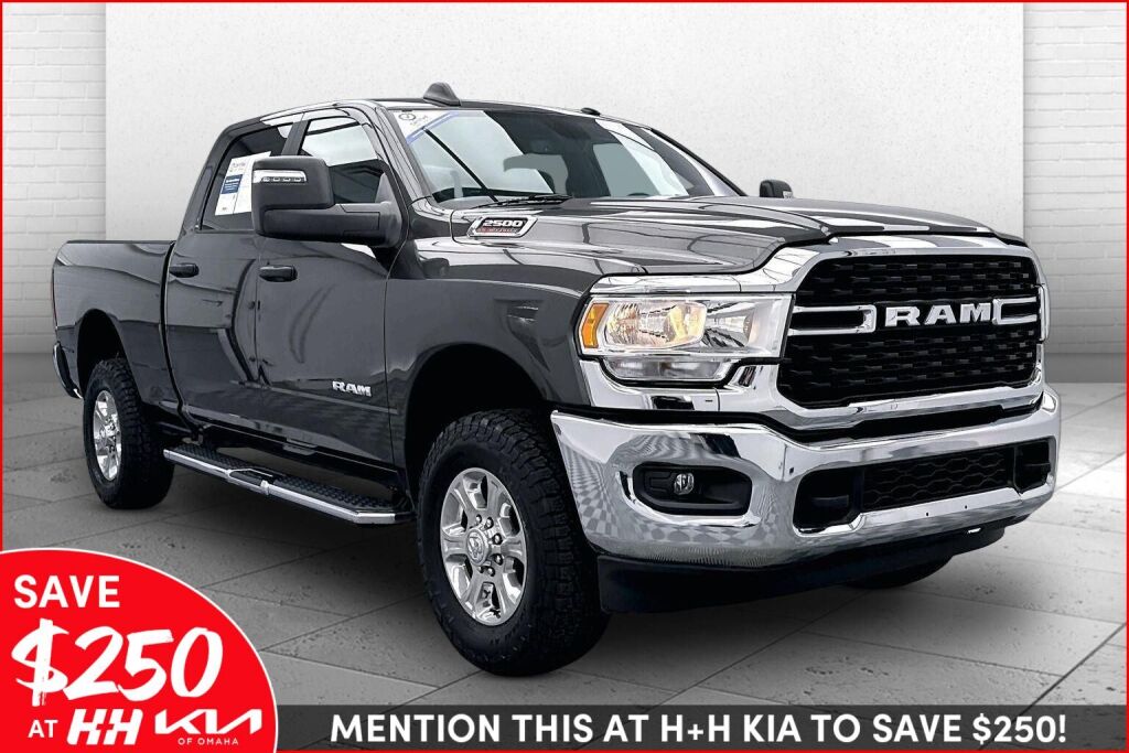 2024 RAM 2500 Big Horn Crew Cab 4WD