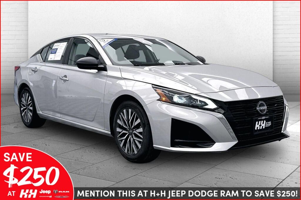 2024 Nissan Altima 2.5 SV FWD