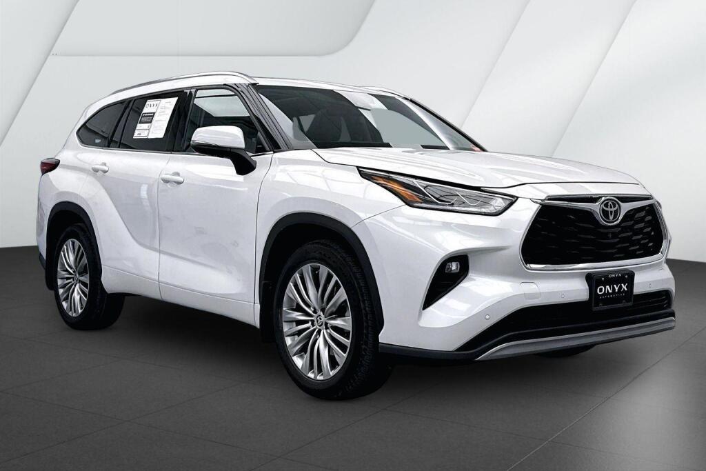 2022 Toyota Highlander Platinum AWD