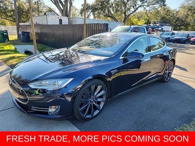 2015 Tesla Model S 85 RWD