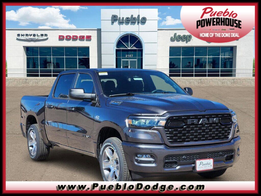 2026 RAM 1500 Express Crew Cab 4WD