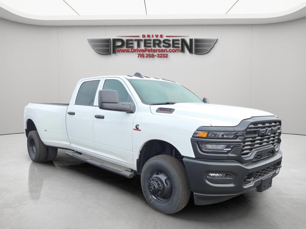 Bright White Clearcoat 2026 RAM 3500 Pickup Truck Four-Wheel Drive 8-Speed Automatic