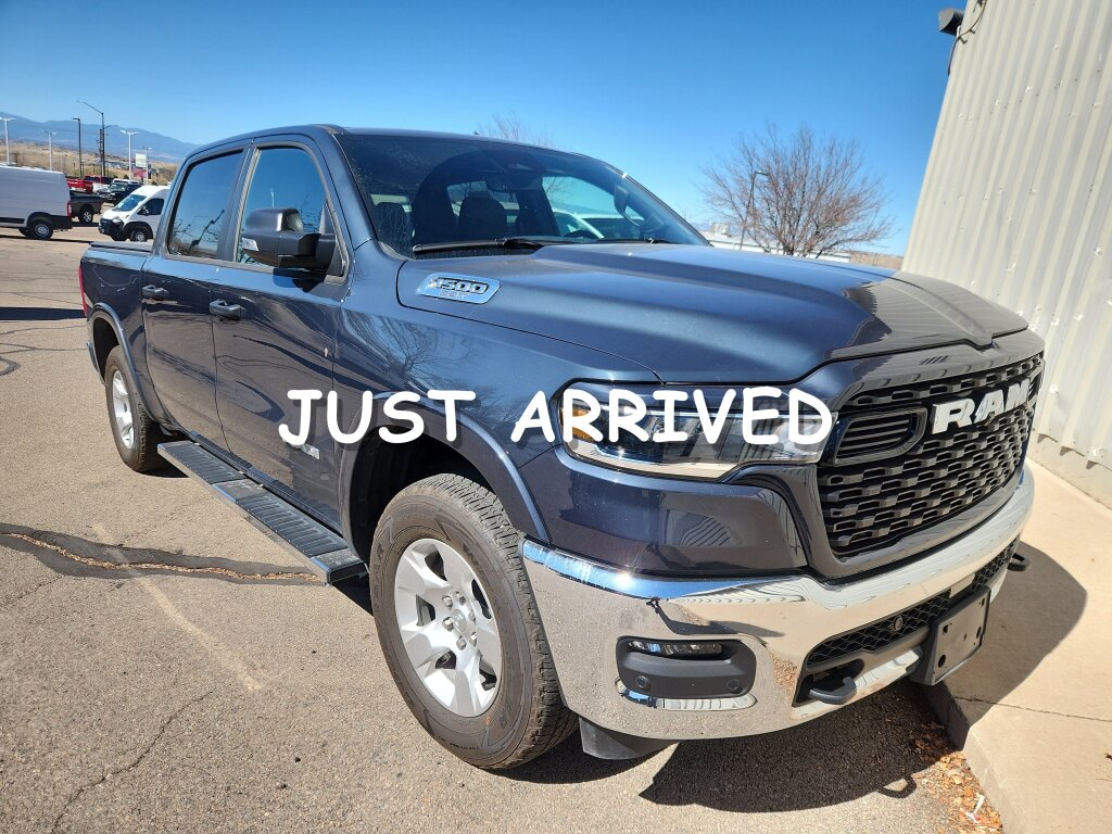 2025 RAM 1500 Big Horn Crew Cab 4WD