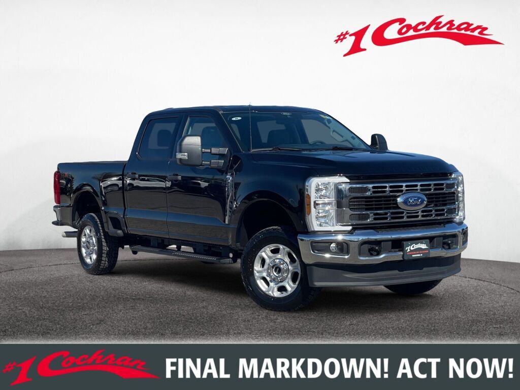 2025 Ford F-250 Super Duty XLT Crew Cab 4WD
