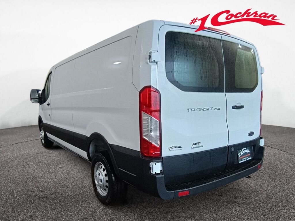 View vehicle photo 5