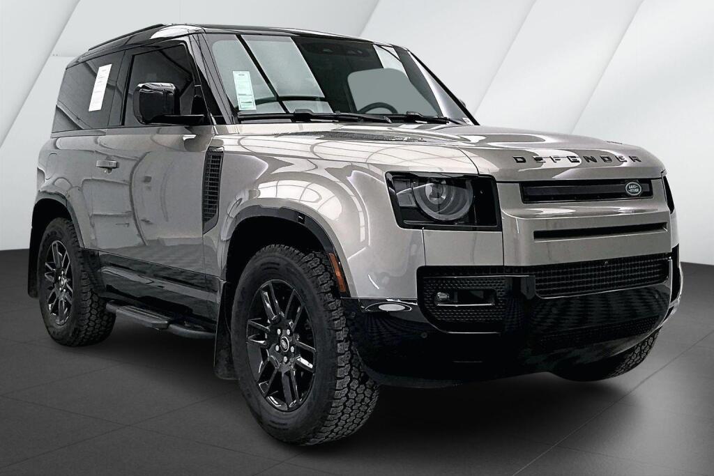 Silicon Silver Premium Metallic 2025 Land Rover Defender 90 P400 X-Dynamic SE AWD SUV / Crossover All-Wheel Drive Automatic