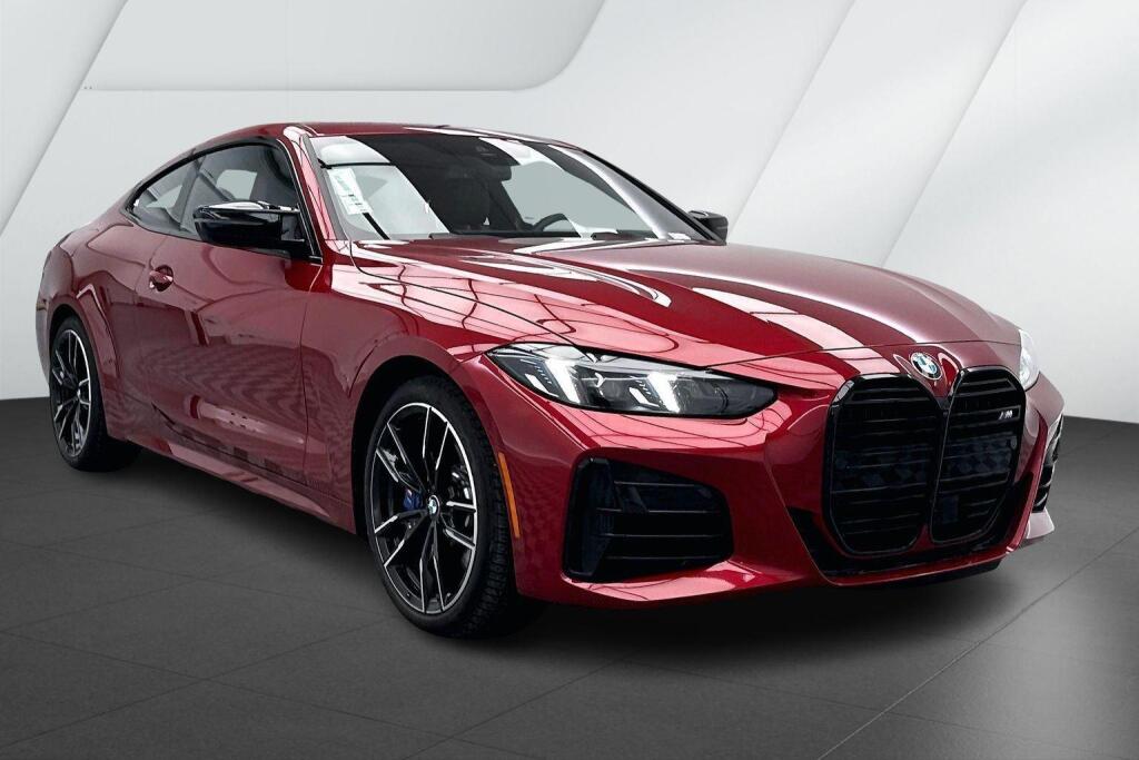 Vegas Red Metallic 2026 BMW 4 Series M440i Coupe xDrive Coupe All-Wheel Drive Automatic
