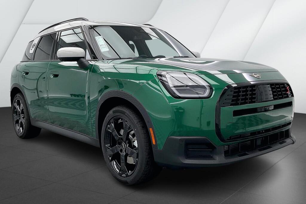British Racing Green IV Metallic 2026 MINI Countryman S ALL4 SUV / Crossover All-Wheel Drive 7-Speed Dual Clutch