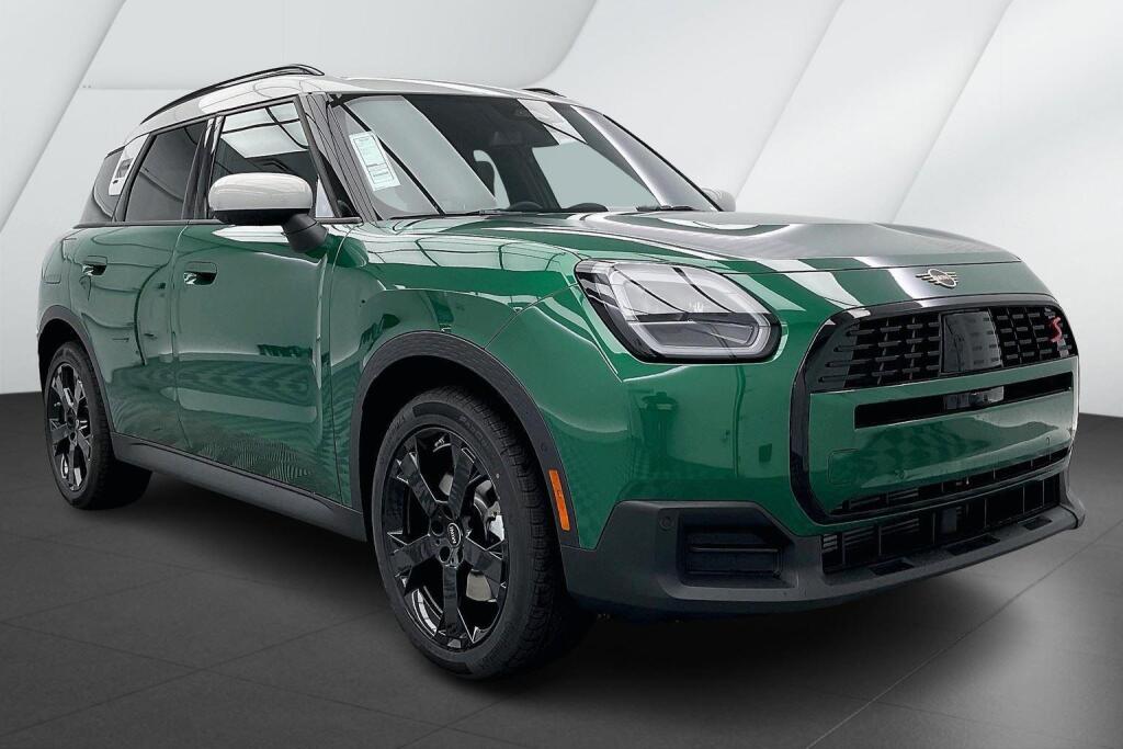 British Racing Green IV Metallic 2026 MINI Countryman S ALL4 SUV / Crossover All-Wheel Drive 7-Speed Dual Clutch